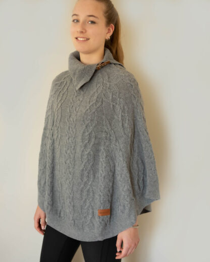Poncho Emily Lamswol